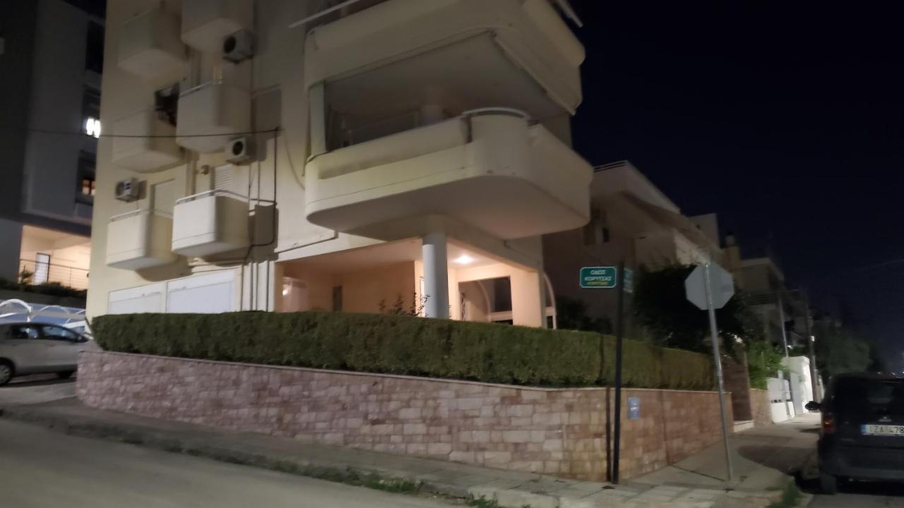 Apartment 山脚下，舒适温馨海景公寓 Athens