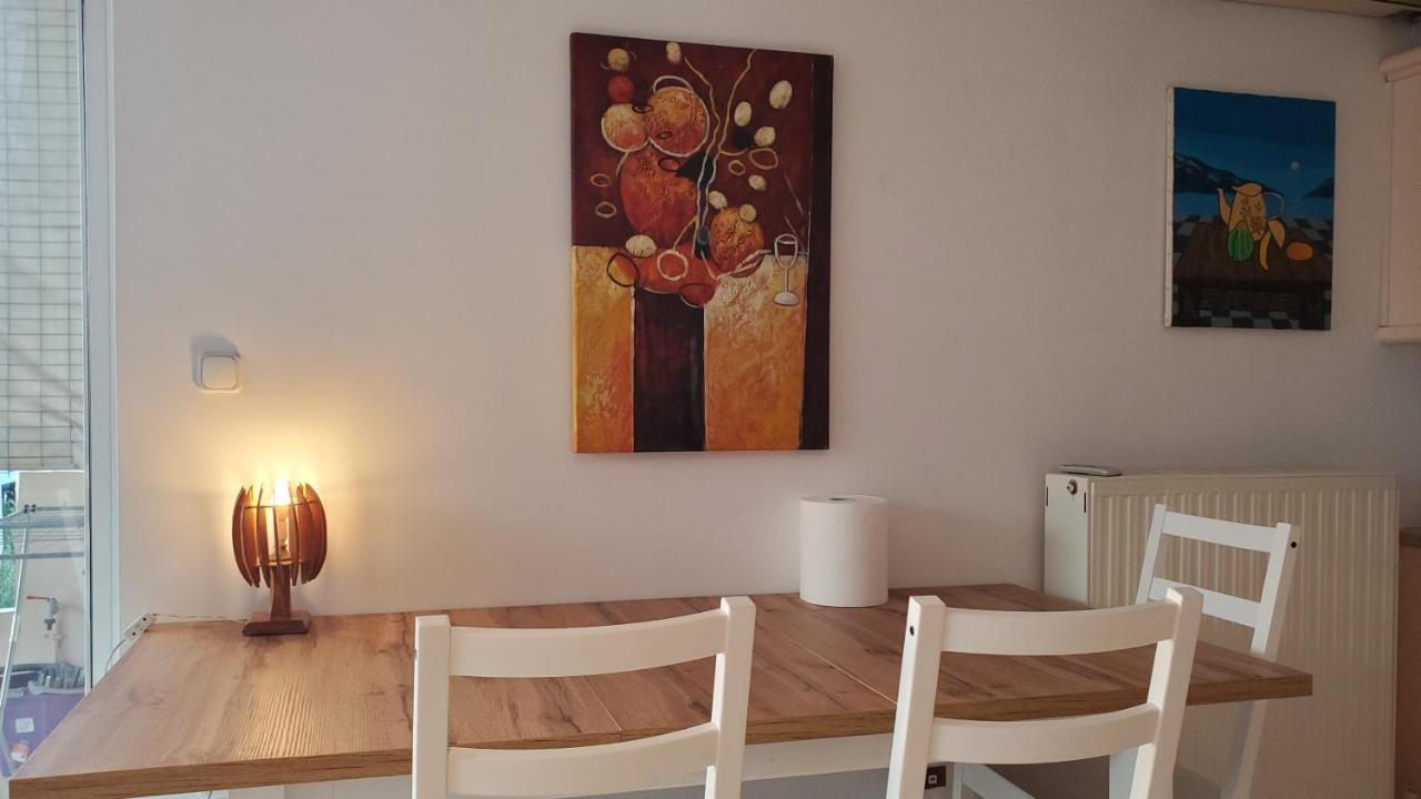 Apartment 山脚下，舒适温馨海景公寓 Athens