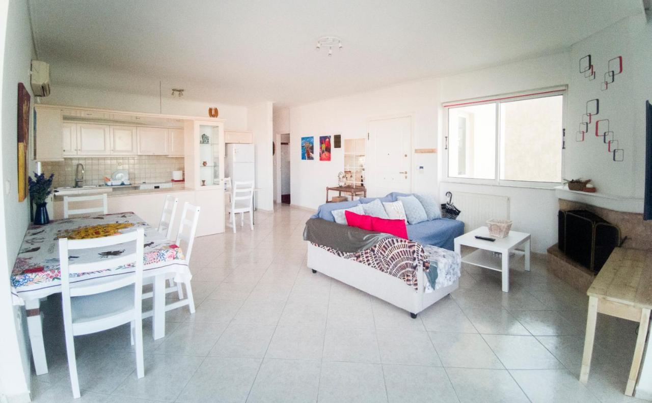 山脚下，舒适温馨海景公寓 Apartment Athens