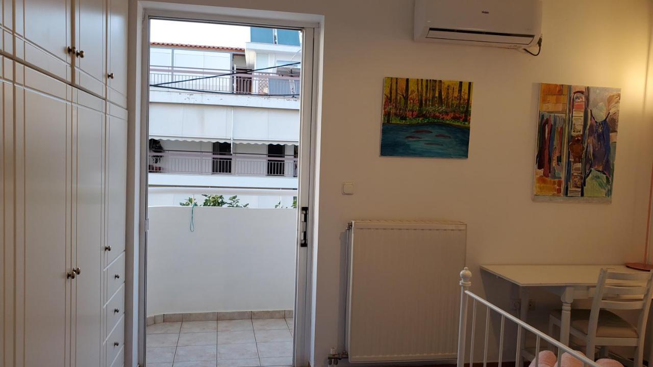 山脚下，舒适温馨海景公寓 Apartment Athens