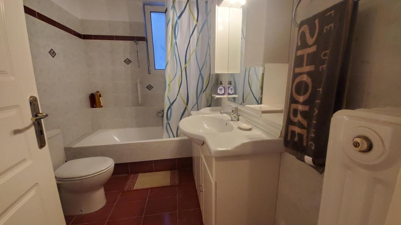 Apartment 山脚下，舒适温馨海景公寓 *