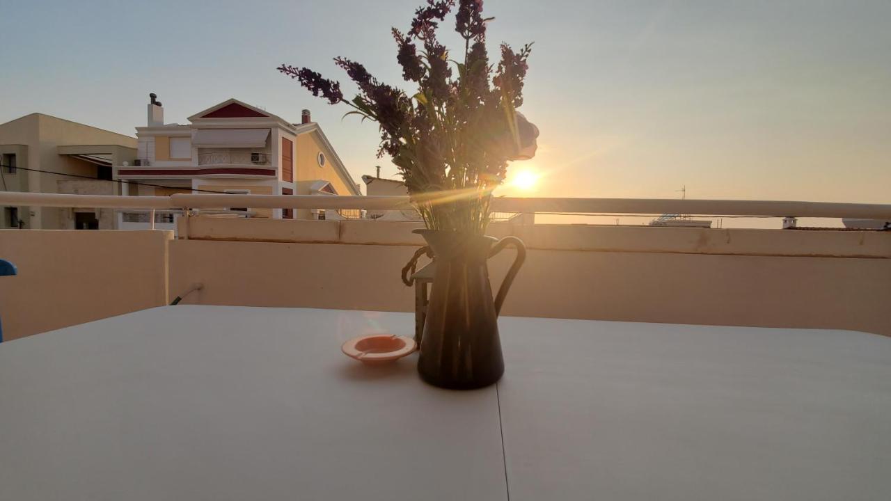 山脚下，舒适温馨海景公寓 Apartment Athens