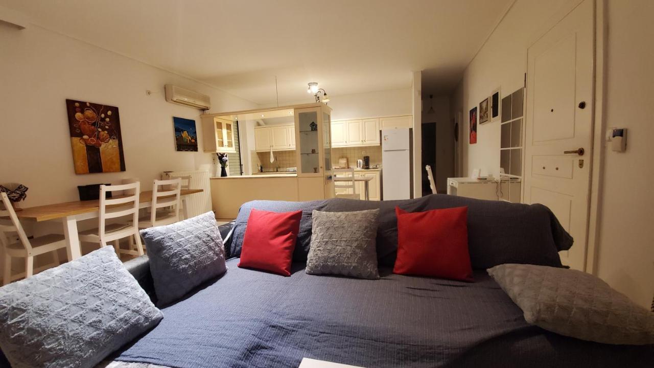 山脚下，舒适温馨海景公寓 Apartment Athens
